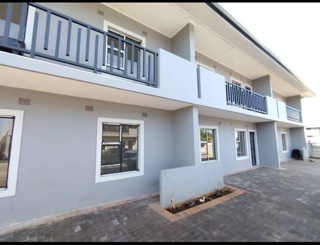 BUSINESS PROPERTY TO RENT IN EASTBURY